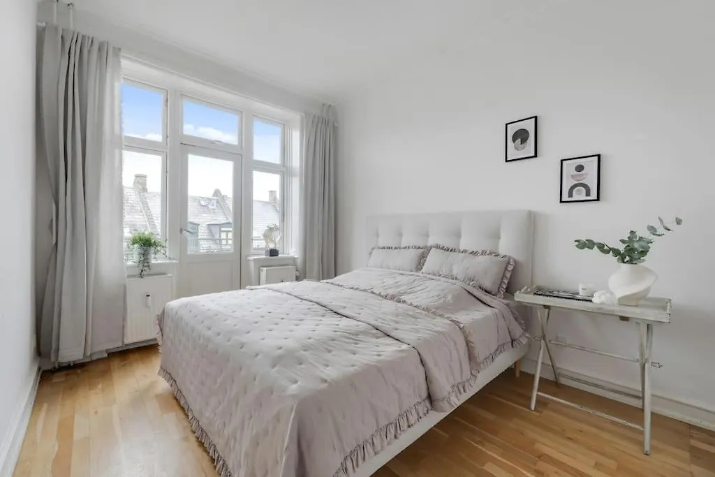 Attraktiv Lejlighed Pa Osterbro Copenhaga